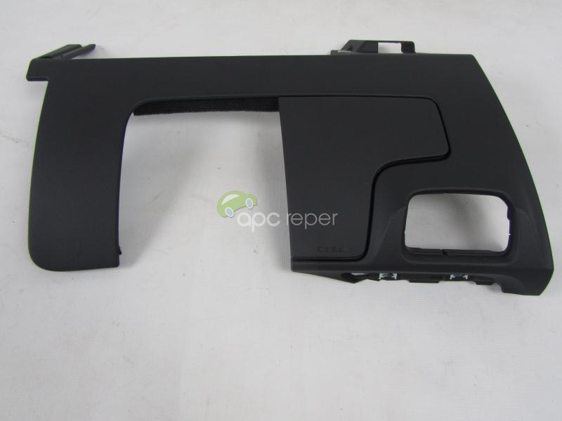 Capac plansa Bord Stanga Audi A3 8V cod 8V1863075B