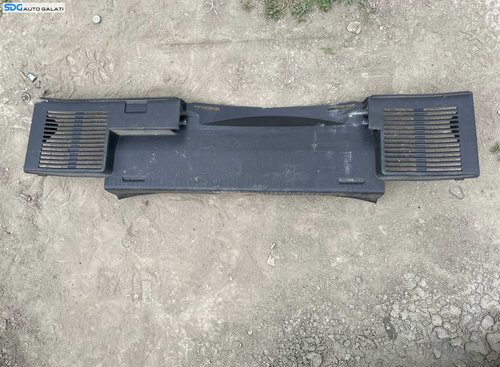 Capac Plastic Portbagaj Incuietoare de pe Caroserie Opel Corsa D 4 Usi 2006 - 2014 Cod 13215808 1318...