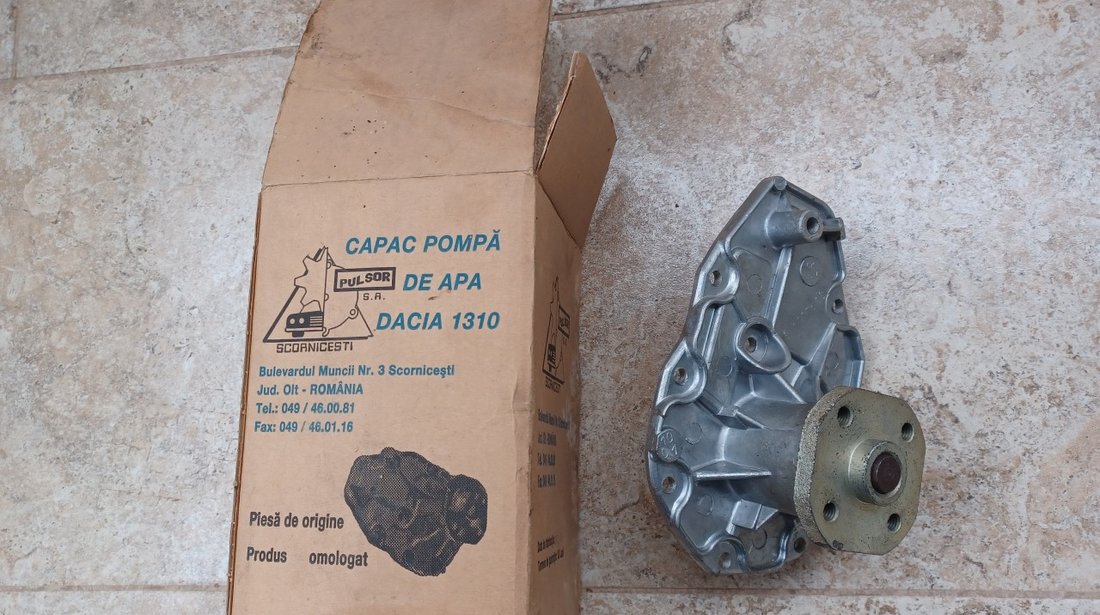 Capac pompa apă Dacia 1310 si radio analog