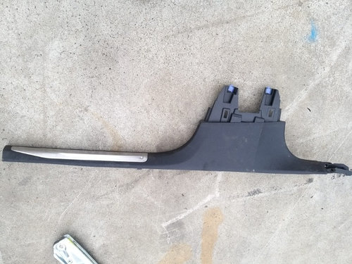Capac prag dreapta fata citroen c5 aircross 9816830177 9816829777