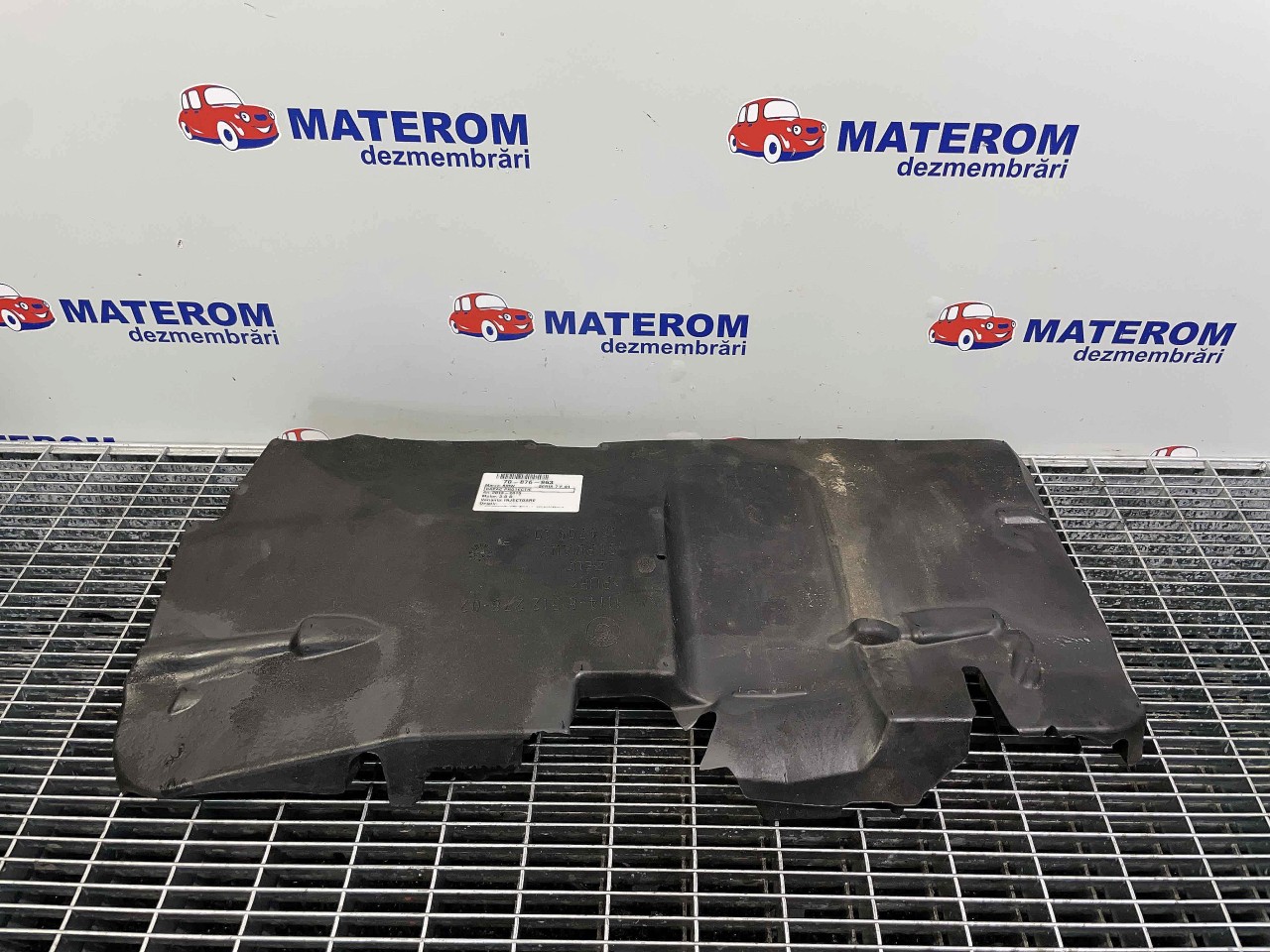 CAPAC PROTECTIE BMW SERIA 7 F 01 3.0 D -