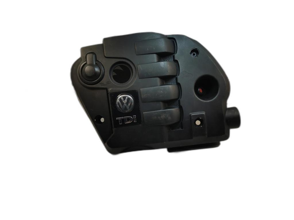 Capac protectie motor cu codul original 038103925EN pentru Volkswagen Passat (3B3) [Fabr 2001-2004] 1.9 tdi, 74kw, 101cp, AVB. VOLKSWAGEN PASSAT (3B3) [ 2000 - 2005 ] OEM 038103925EN