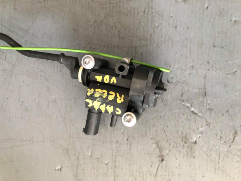 Capac releu 2.0 d bmw seria 5 f11 4062044218