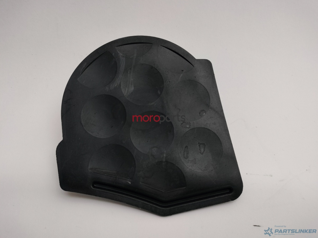 Capac scut podea AUDI A3 II (8P1) [ 2003 - 2013 ] 1.6 (BGU, BSE, BSF) 75KW|102HP VAG OEM 1K0825961B
