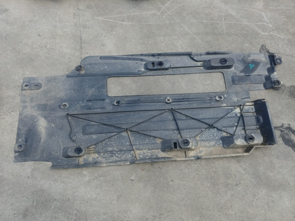 Capac scut sub caroserie peugeot 5008 2 9827725380