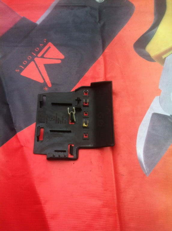 Capac sigurante Jeep Grand Cherokee WJ [1999 - 2004] SUV 4.0 AT (190 hp)