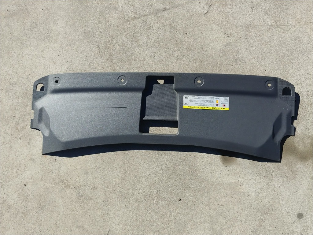 Capac superior plastic capota audi q3 8u 2012 8u0807081b
