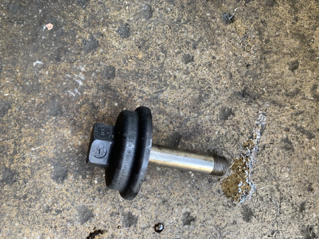 Capac termoflot Volkswagen VW Bora [1998 - 2005] Sedan 1.9 TDI MT (150 hp) (1J2)