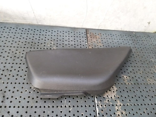 Capac trim panou dreapta consola centrala maserati ghibli m157 fa00aax68764 670066570