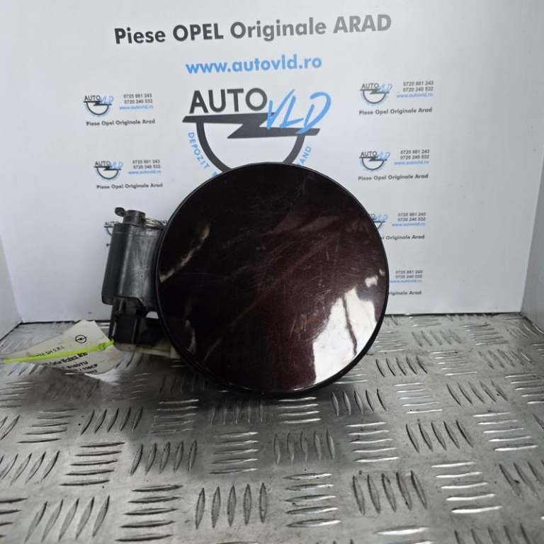 Capac usa rezervor cu motoras Opel Mokka 2012-2016 42353813