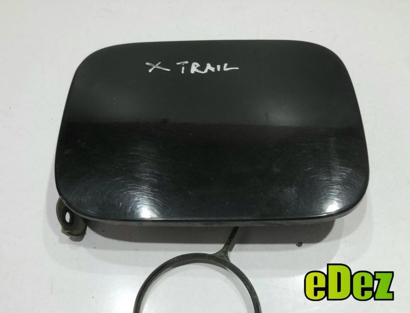 Capac / usa rezervor culoare negru cod:kh3 Nissan X-Trail (2001-2007)