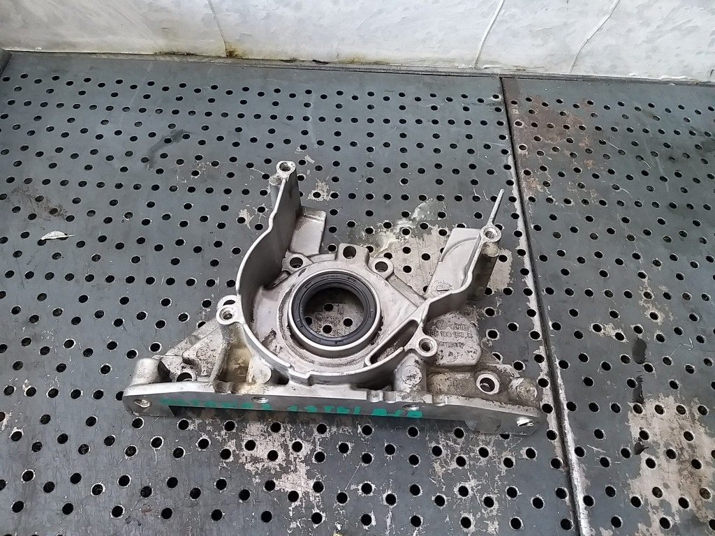 Capac vibrochen 1.9 tdi skoda octavia 2 038103153d