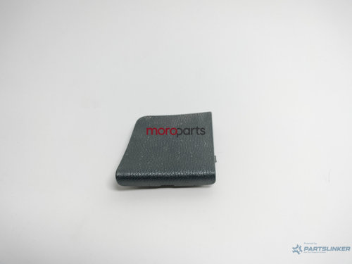 Capac vizitare soclu tripla haion dreapta Volkswagen Passat B6 (3C5) combi 2.0 TDI BKP 2007 OEM 3C98...
