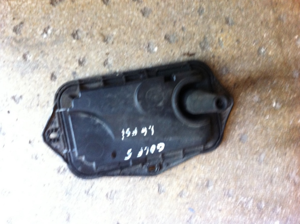 Capac Volkswagen VW Golf 5 [2003 - 2009] Hatchback 5-usi 1.6 FSI MT (116 hp) V (1K1)