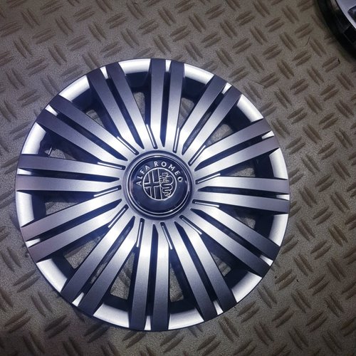Capace Alfa Romeo r14 la set de 4 bucati cod 200