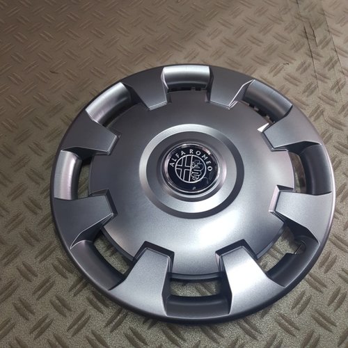 Capace Alfa Romeo r15 la set de 4 bucati cod 303