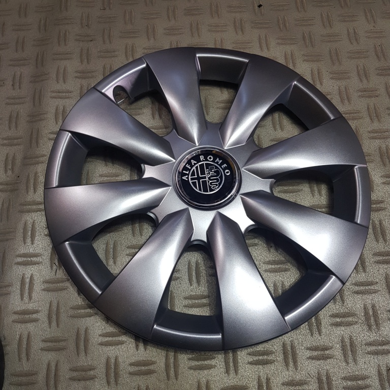 Capace Alfa Romeo r15 la set de 4 bucati cod 316