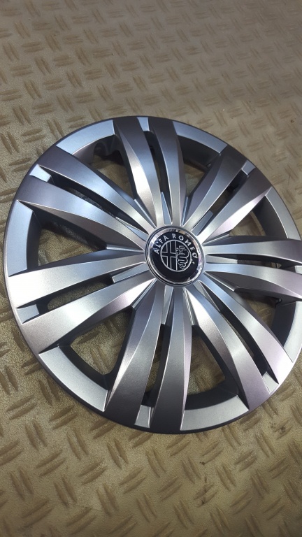 Capace Alfa Romeo r16 la set de 4 bucati cod 427