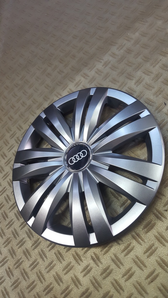 Capace Audi r16 la set de 4 bucati cod 427