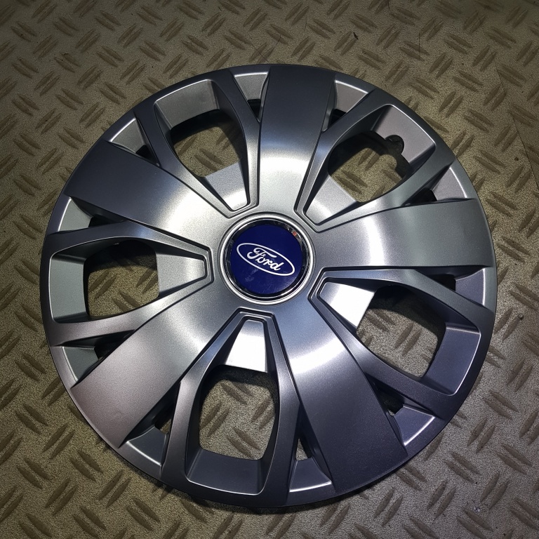 Capace Ford r16 la set de 4 bucati cod 420