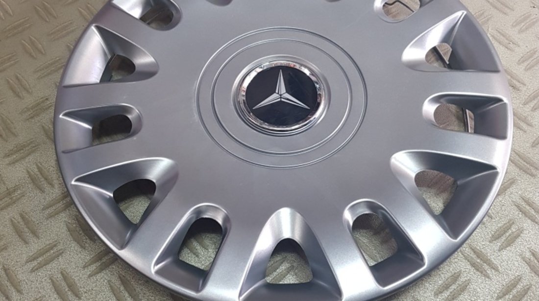 Capace Mercedes r15 la set de 4 bucati cod 333