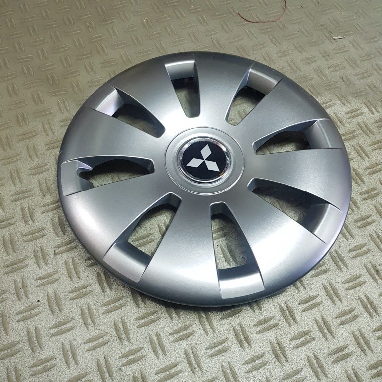 Capace Mitsubishi r16 la set de 4 bucati cod 423