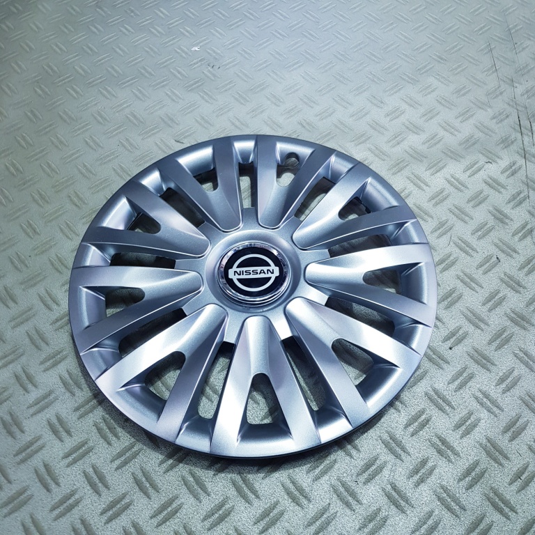 Capace Nissan r14 la set de 4 bucati cod 217
