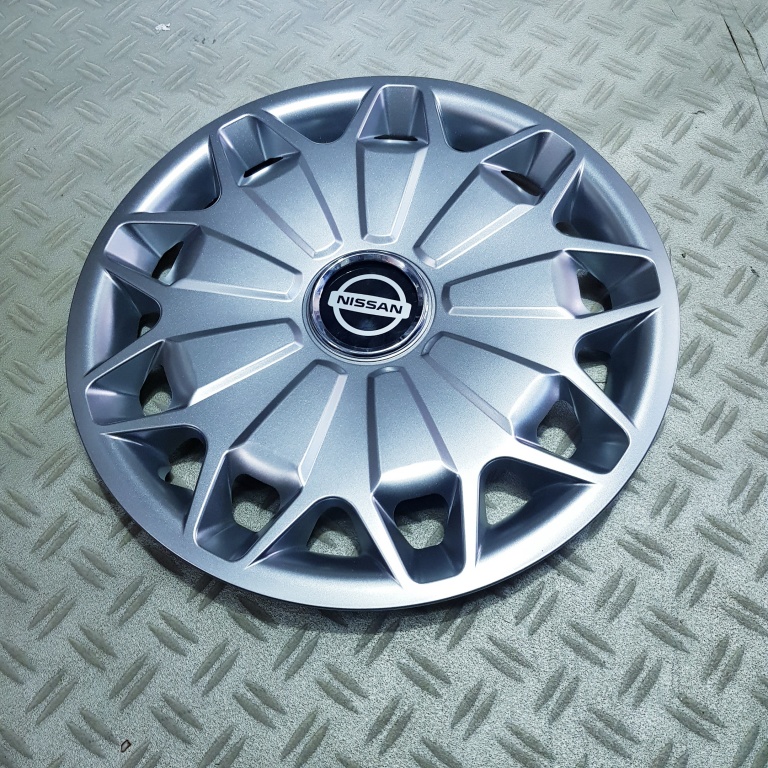 Capace Nissan r15 la set de 4 bucati cod 338