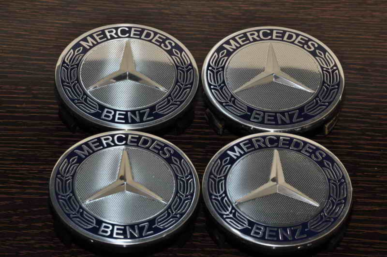 Capace originale jante aliaj Mercedes A B C E CL CLA CLK CLS CLC Class