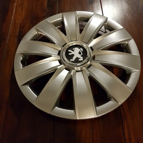 Capace Peugeot r14 la set de 4 bucati cod 226
