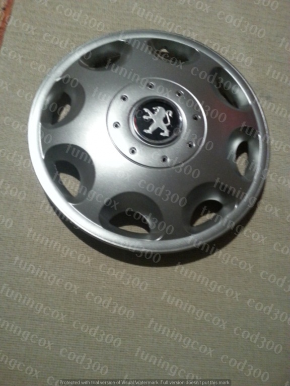 Capace Peugeot r15 la set de 4 bucati cod 300
