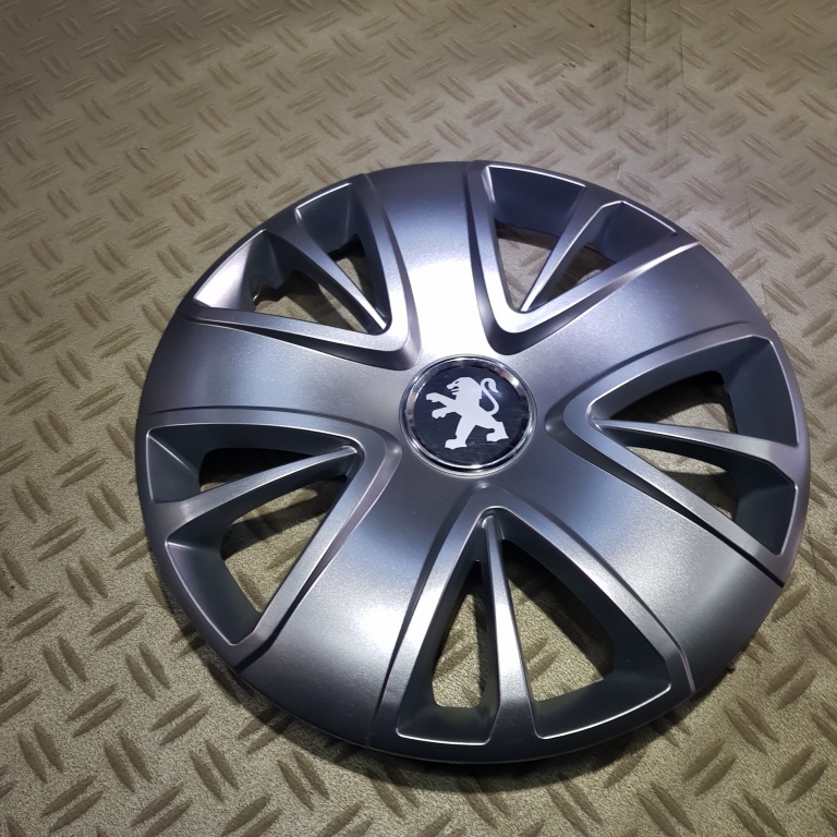 Capace Peugeot r15 la set de 4 bucati cod 341