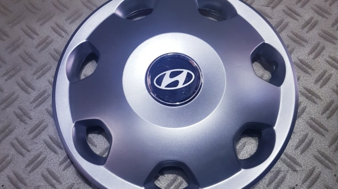 Capace r13 Hyundai la set de 4 bucati cod 106