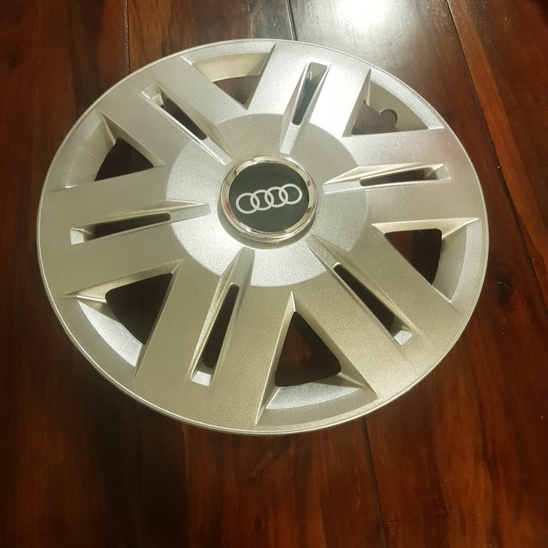 Capace r15 Audi la set de 4 bucati cod 14