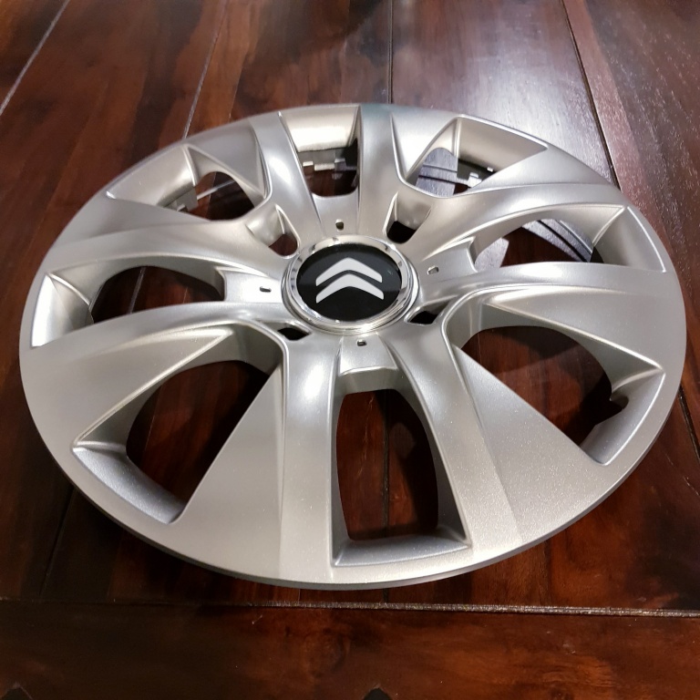 Capace r15 Citroen la set de 4 bucati cod 334