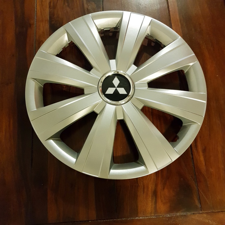 Capace r15 Mitsubishi la set de 4 bucati cod 328