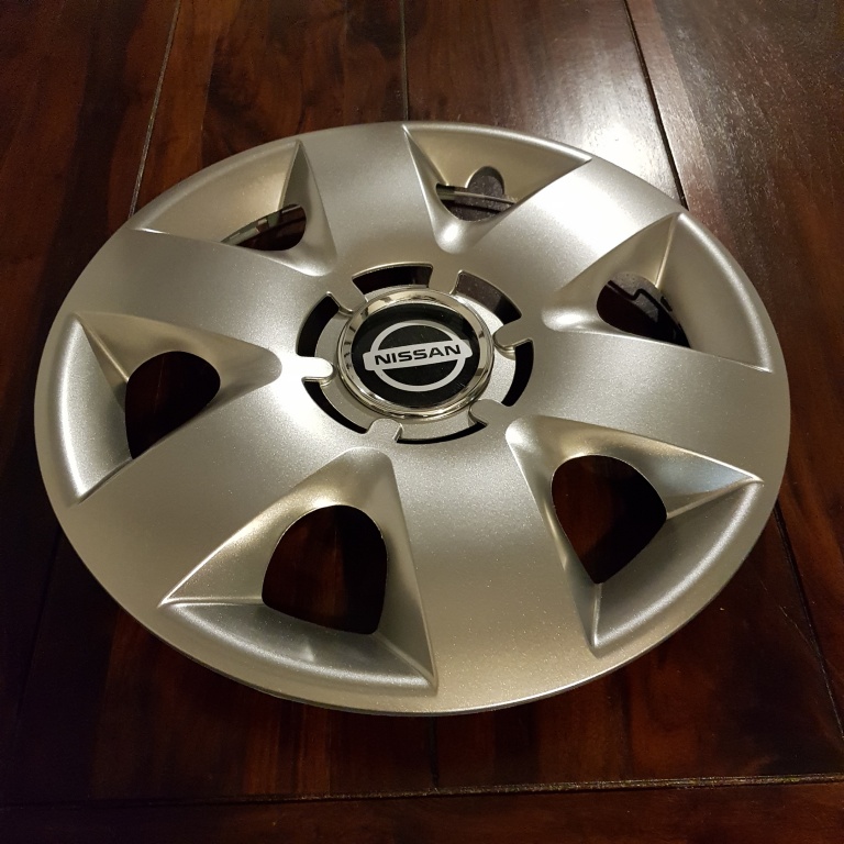 Capace r15 Nissan la set de 4 bucati cod 310
