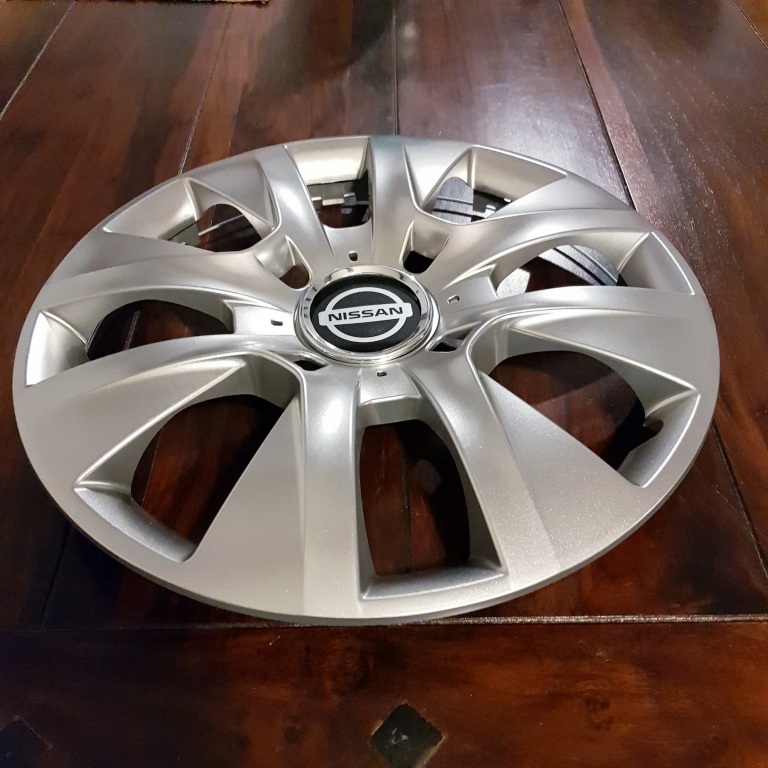 Capace r15 Nissan la set de 4 bucati cod 334