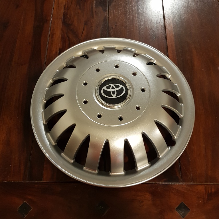 Capace r15 Toyota la set de 4 bucati cod 320