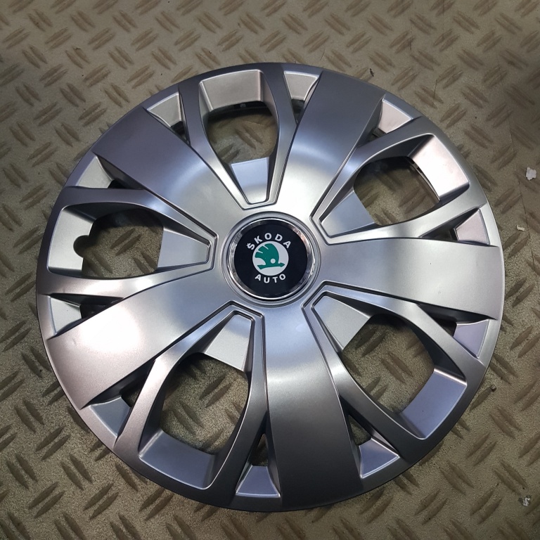 Capace r16 Skoda la set de 4 bucati cod 420