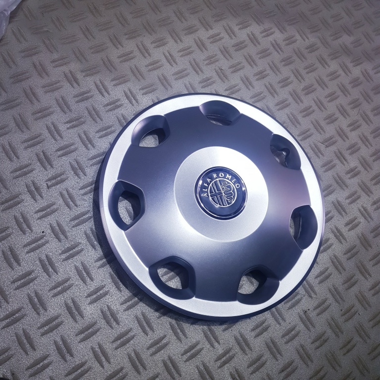 Capace roti Alfa Romeo r13 la set de 4 bucati cod 106