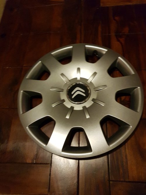 Capace roti Citroen r15 la set de 4 bucati cod 314