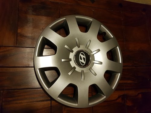 Capace roti Hyundai r15 la set de 4 bucati cod 314