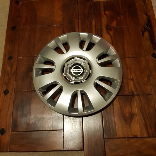 Capace roti Nissan r15 la set de 4 bucati cod 312