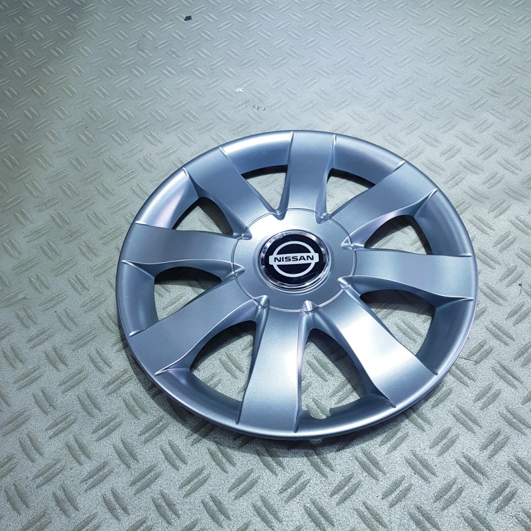 Capace roti Nissan r15 la set de 4 bucati cod 323