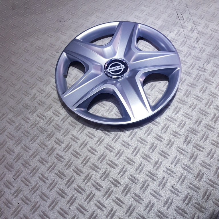 Capace roti Nissan r16 la set de 4 bucati cod 418