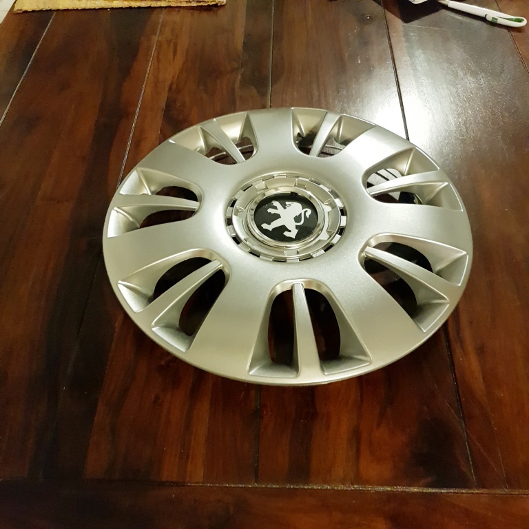 Capace roti Peugeot r16 la set de 4 bucati cod 407