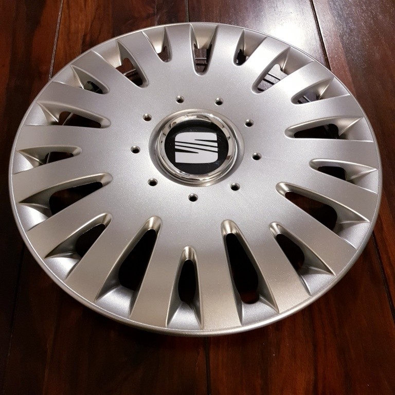 Capace roti Seat r14 la set de 4 bucati cod 211