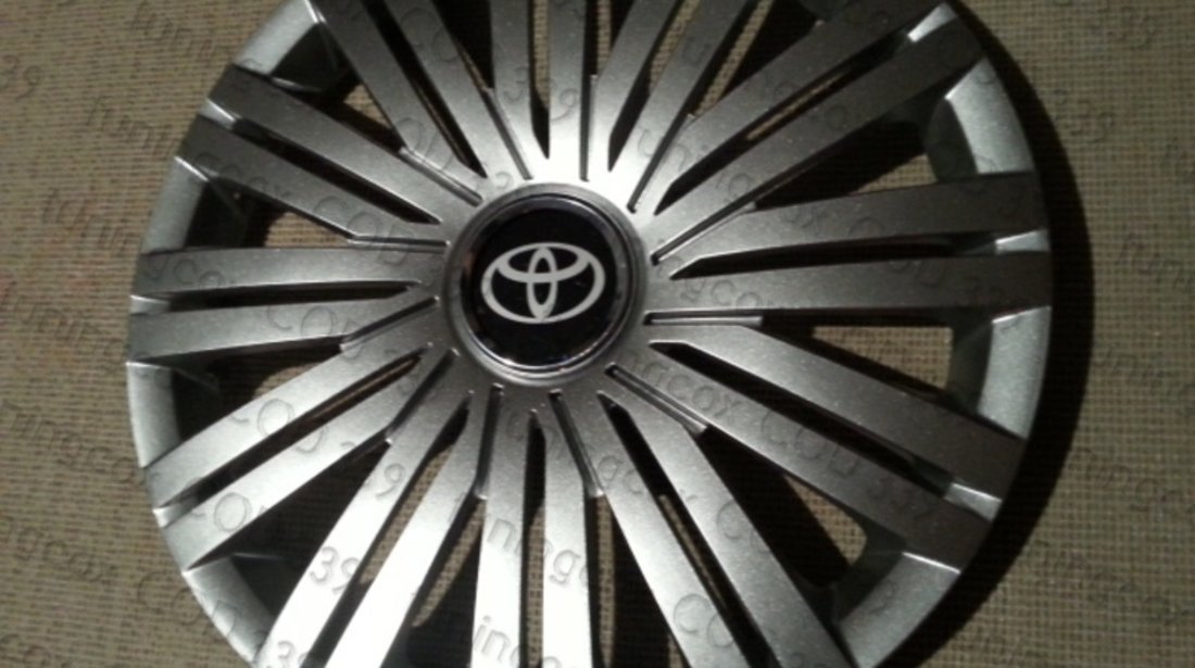 Capace roti Toyota r13 la set de 4 bucati cod 100