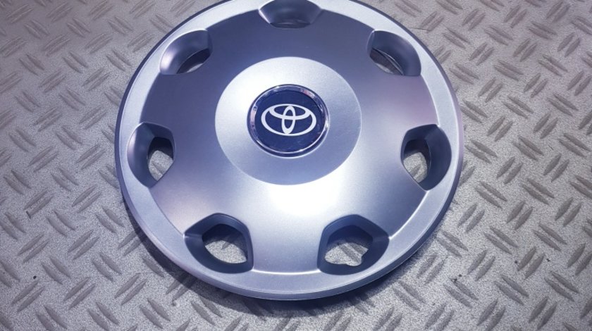 Capace roti Toyota r13 la set de 4 bucati cod 106